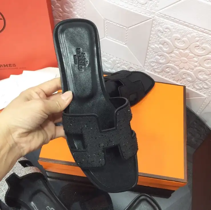 hype Hermes Slippers