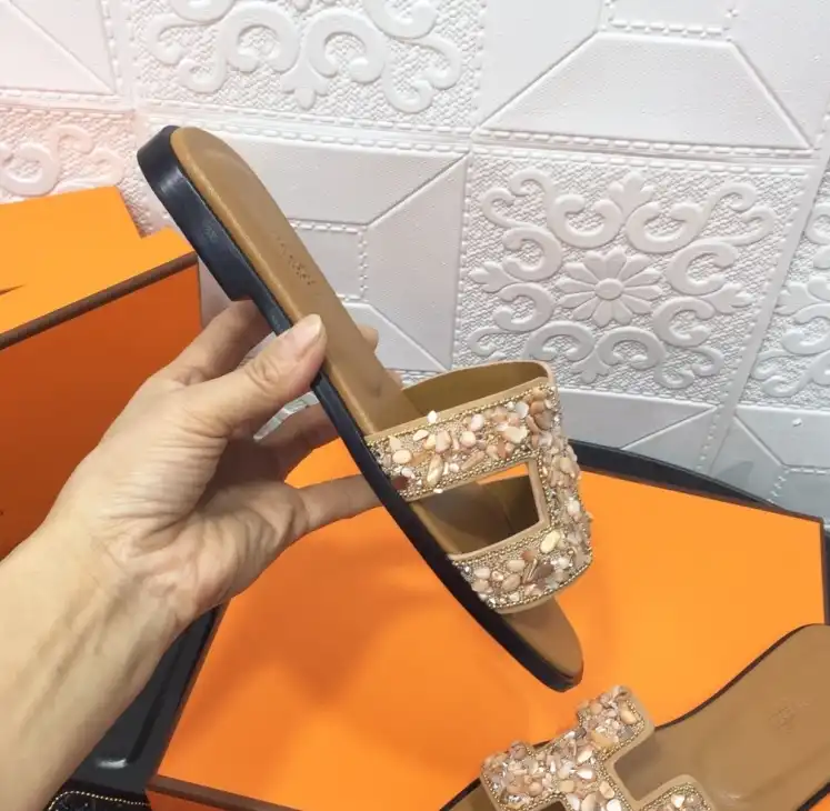 hype Hermes Slippers