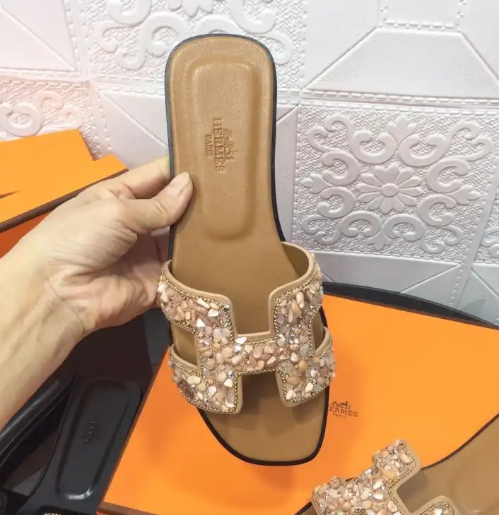 hype Hermes Slippers