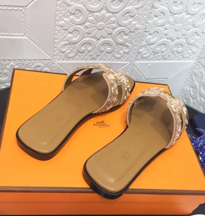 hype Hermes Slippers