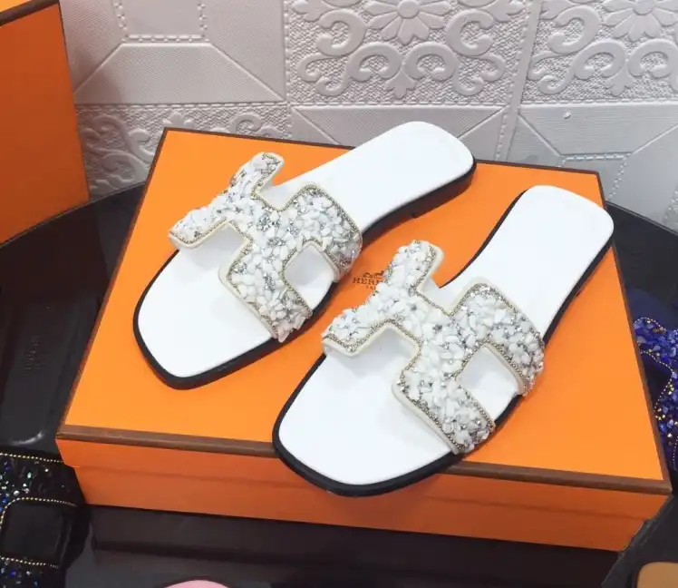 hype Hermes Slippers