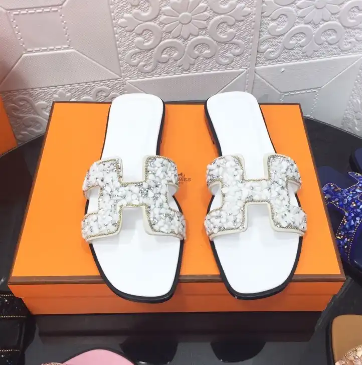 hype Hermes Slippers