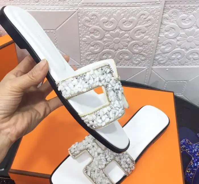 hype Hermes Slippers