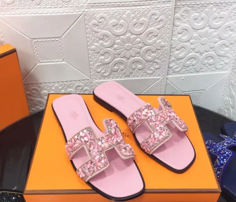 hype Hermes Slippers