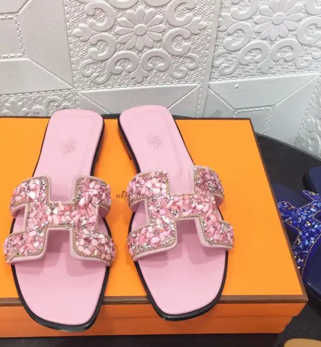 hype Hermes Slippers