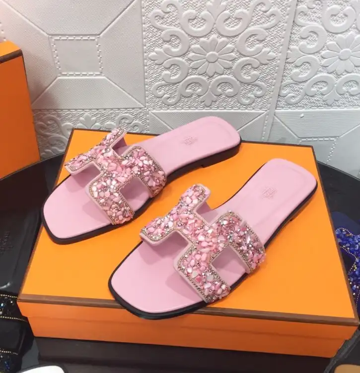 hype Hermes Slippers