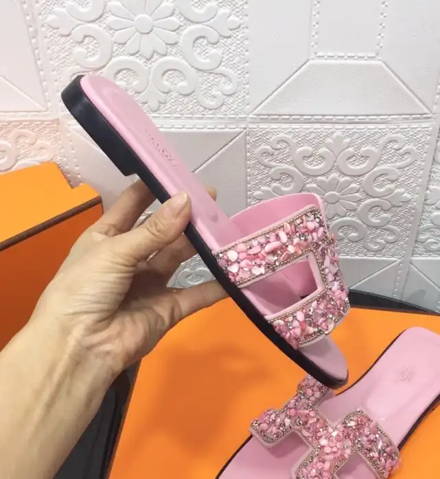 hype Hermes Slippers