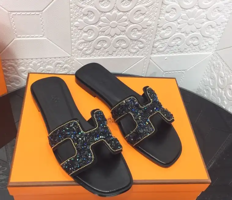 hype Hermes Slippers