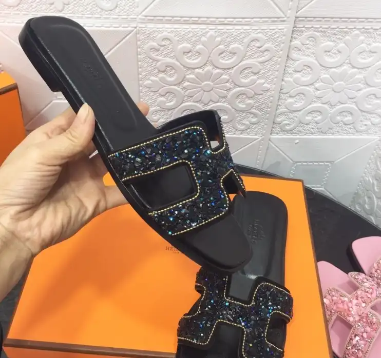 hype Hermes Slippers