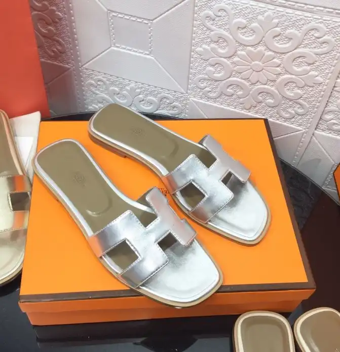 hype Hermes Slippers