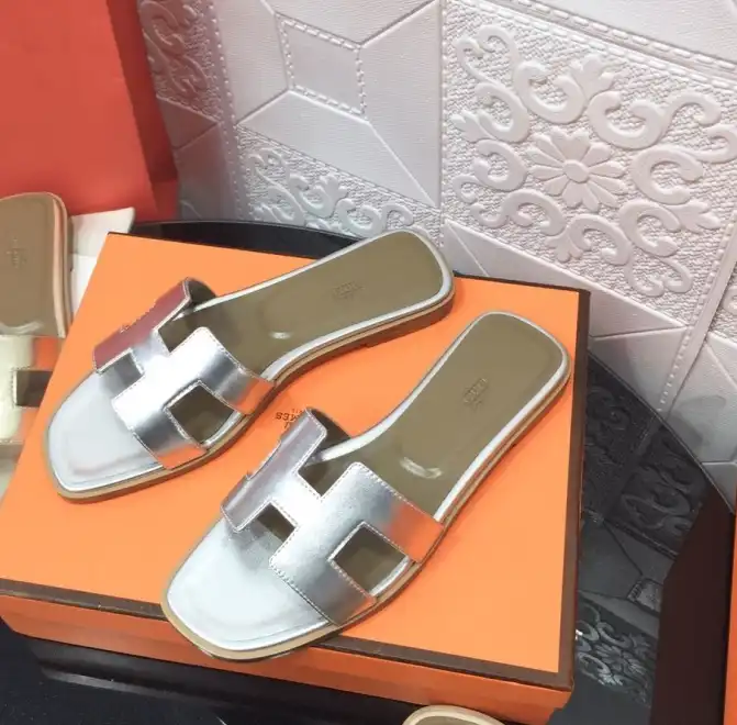 hype Hermes Slippers