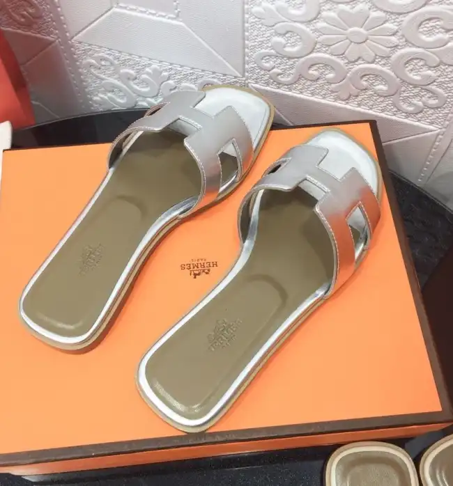 hype Hermes Slippers