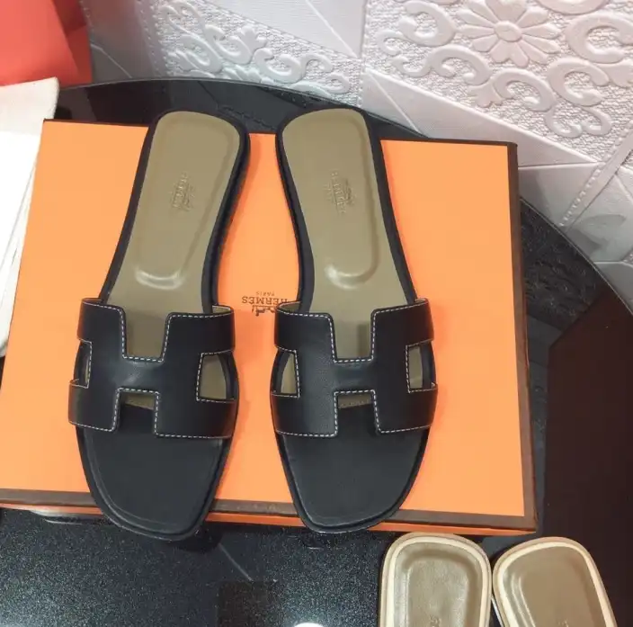 hype Hermes Slippers