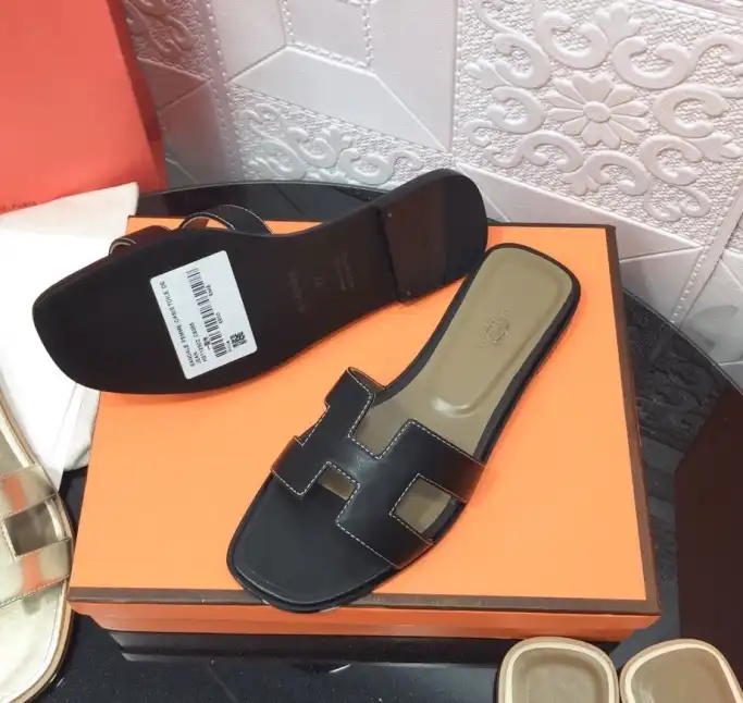 hype Hermes Slippers