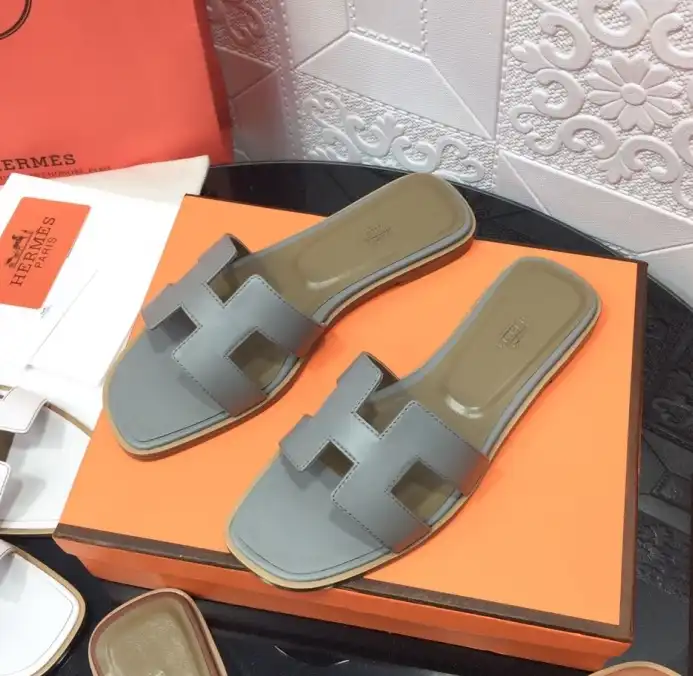 hype Hermes Slippers