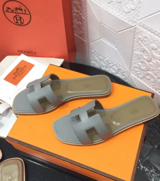 hype Hermes Slippers