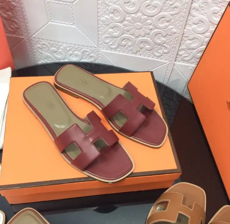 hype Hermes Slippers