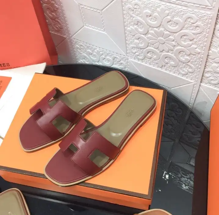 hype Hermes Slippers