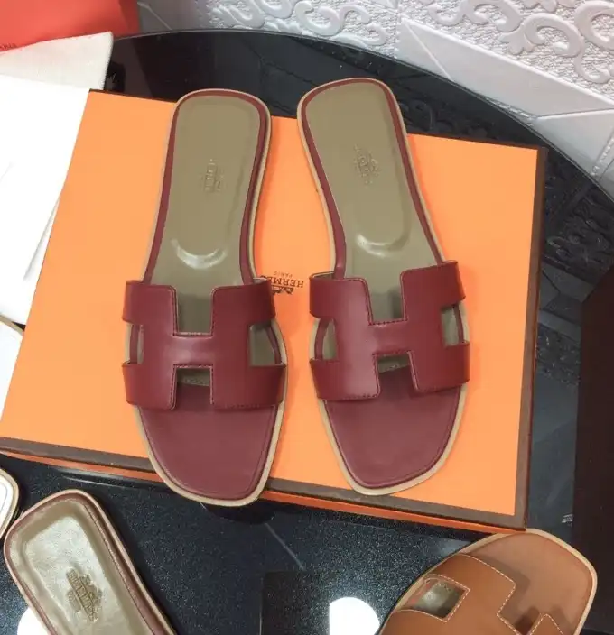 hype Hermes Slippers