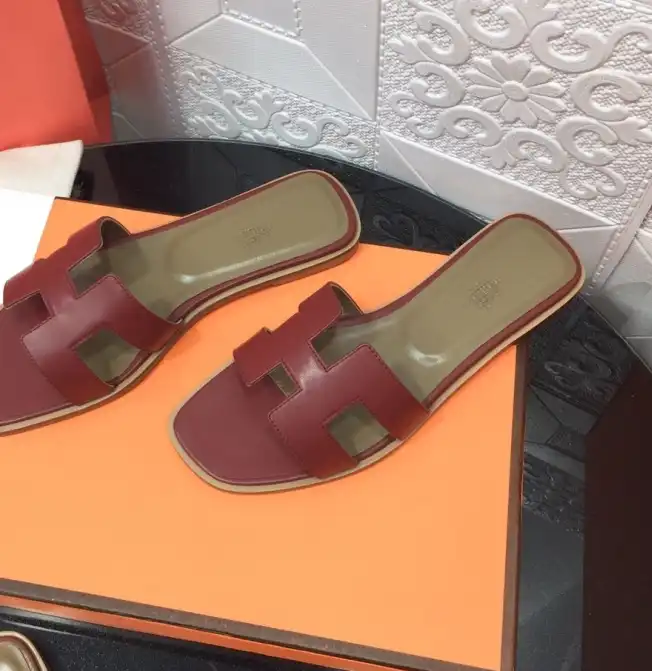 hype Hermes Slippers