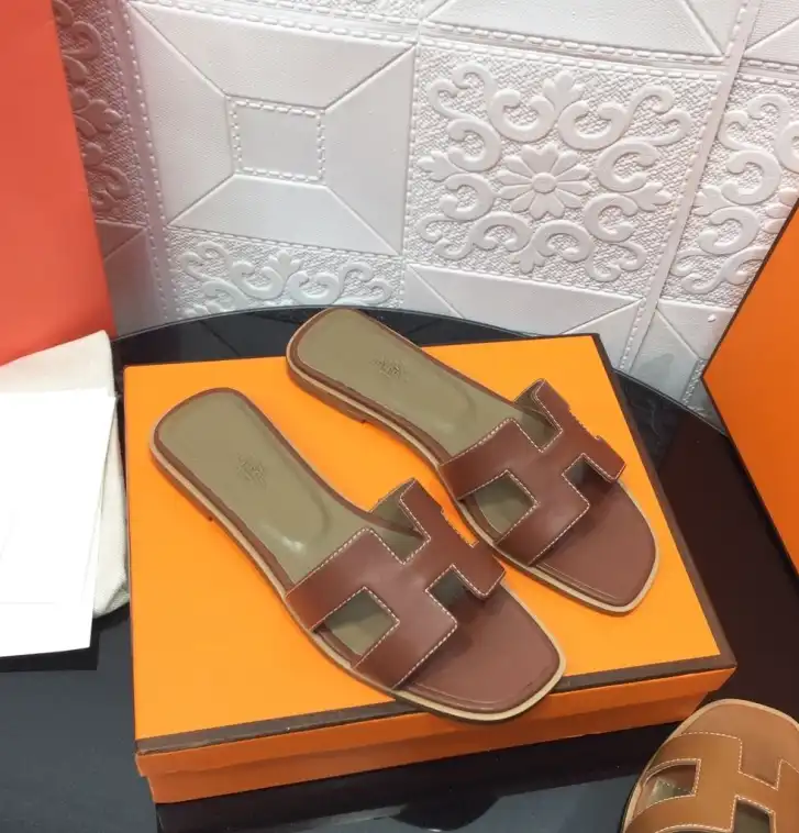 hype Hermes Slippers