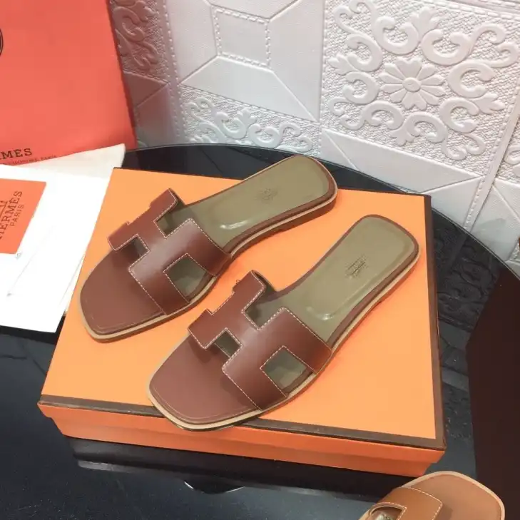 hype Hermes Slippers