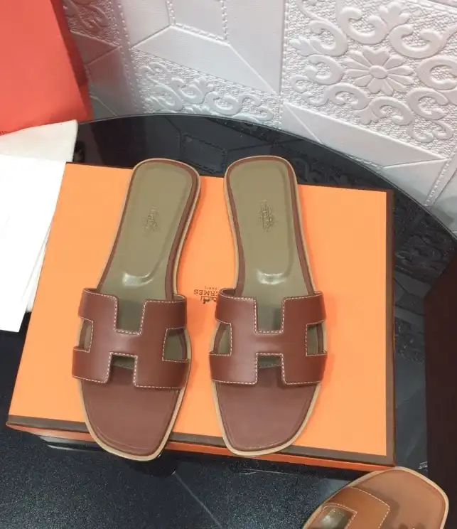 hype Hermes Slippers