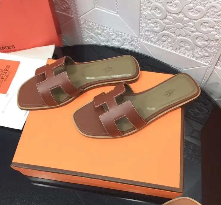 hype Hermes Slippers