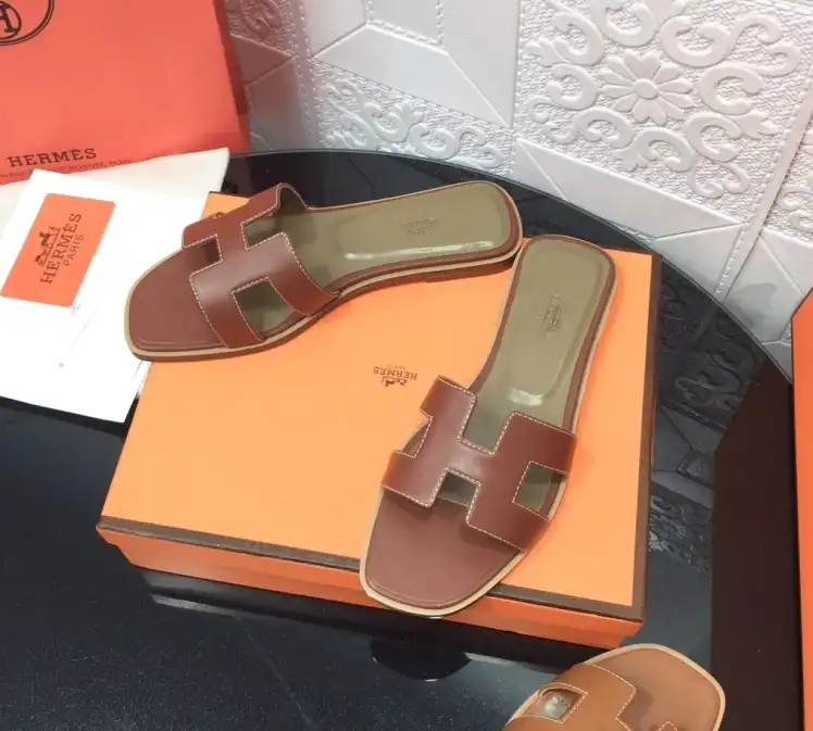 hype Hermes Slippers