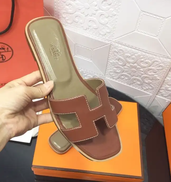 hype Hermes Slippers