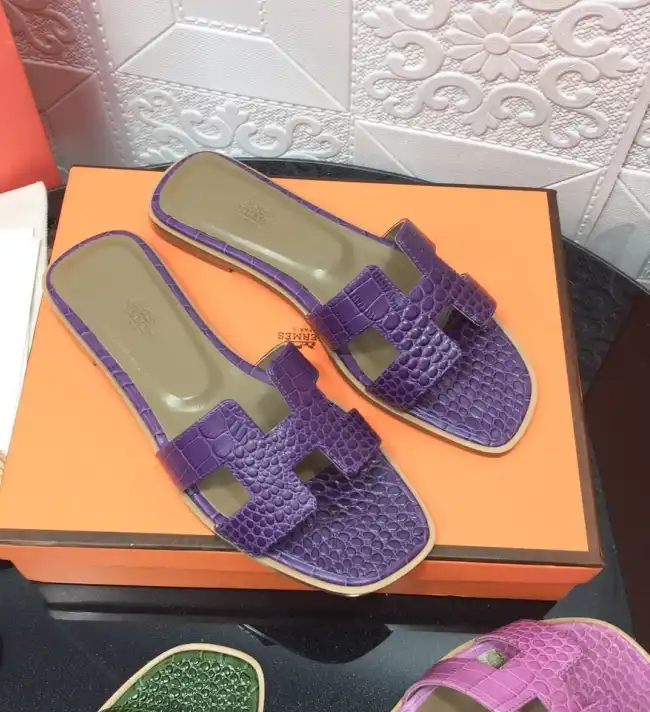 hype Hermes Slippers