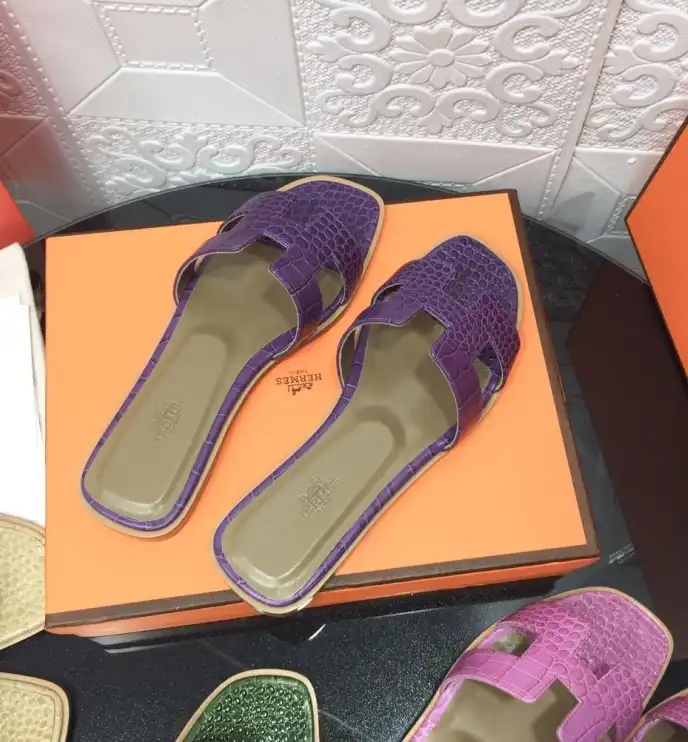 hype Hermes Slippers