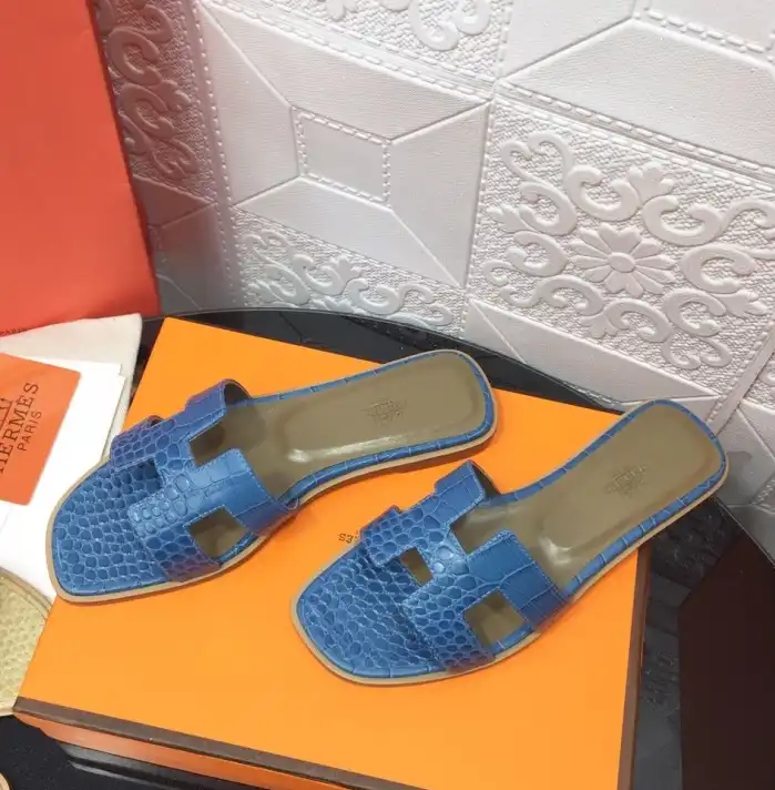 hype Hermes Slippers