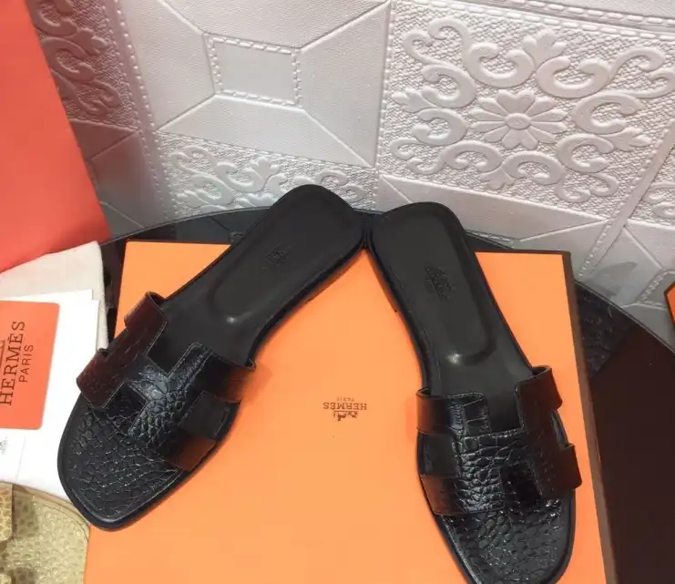 hype Hermes Slippers