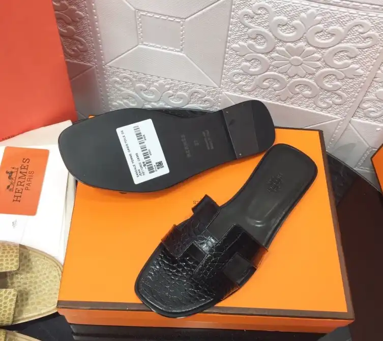 hype Hermes Slippers