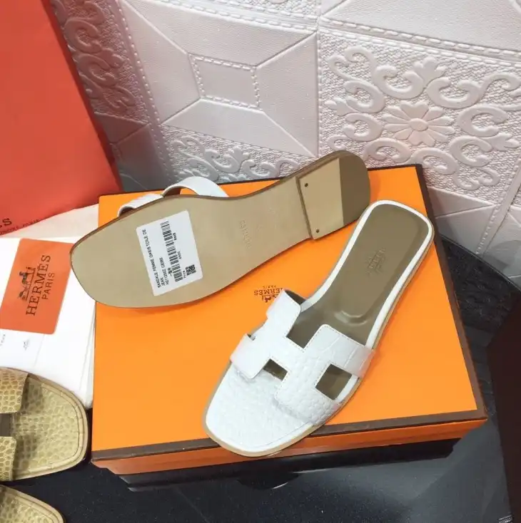 hype Hermes Slippers