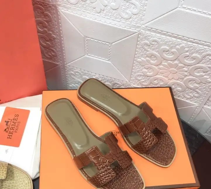 hype Hermes Slippers