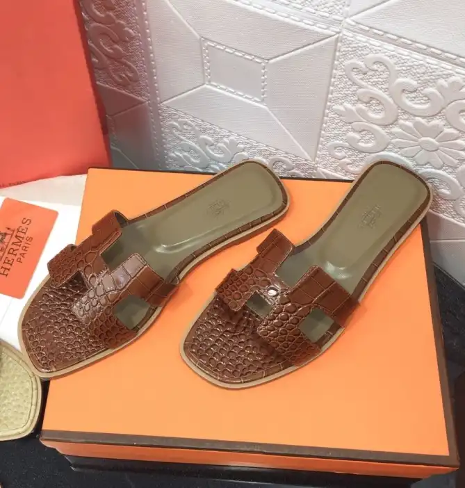 hype Hermes Slippers