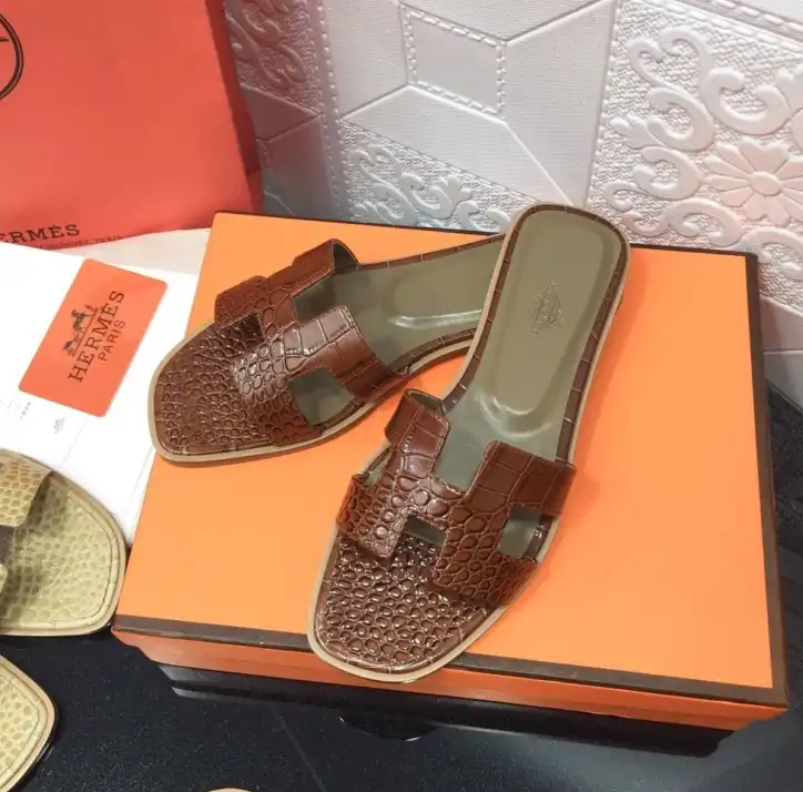 hype Hermes Slippers