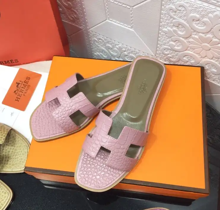 hype Hermes Slippers