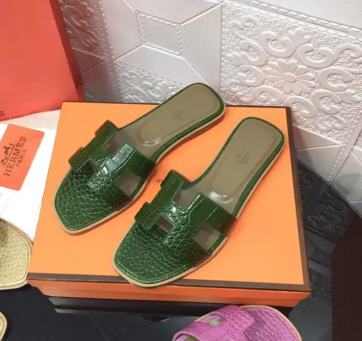 hype Hermes Slippers