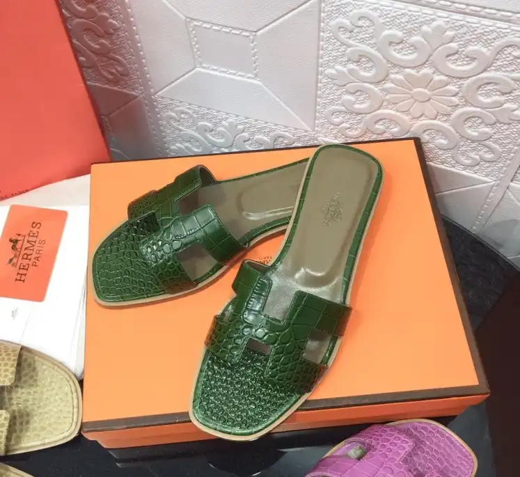 hype Hermes Slippers