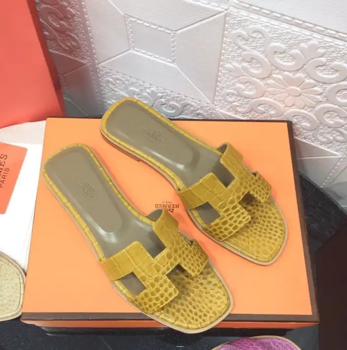 hype Hermes Slippers