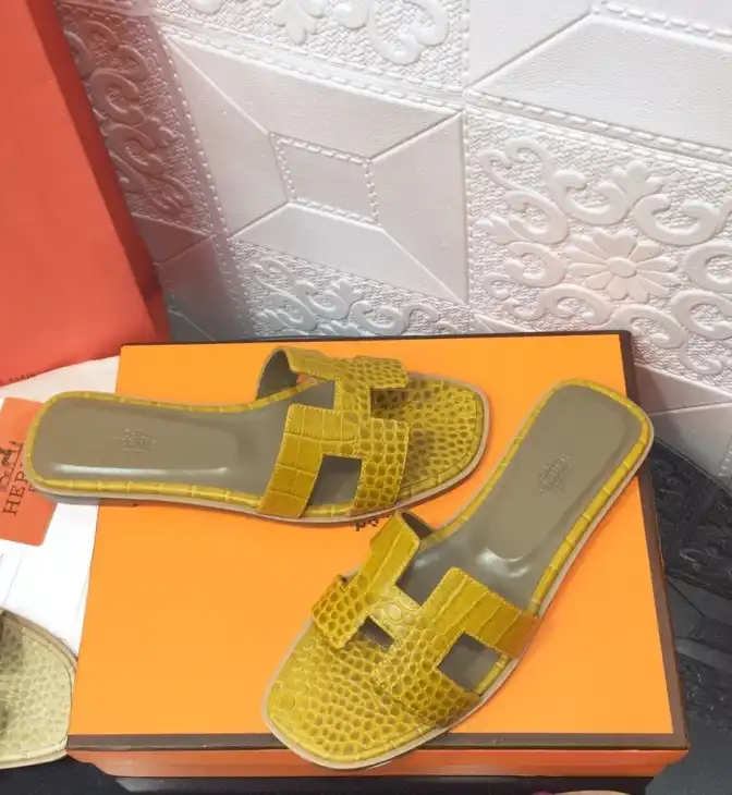 hype Hermes Slippers