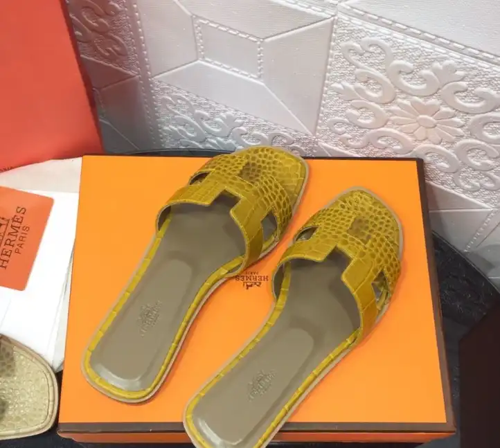 hype Hermes Slippers