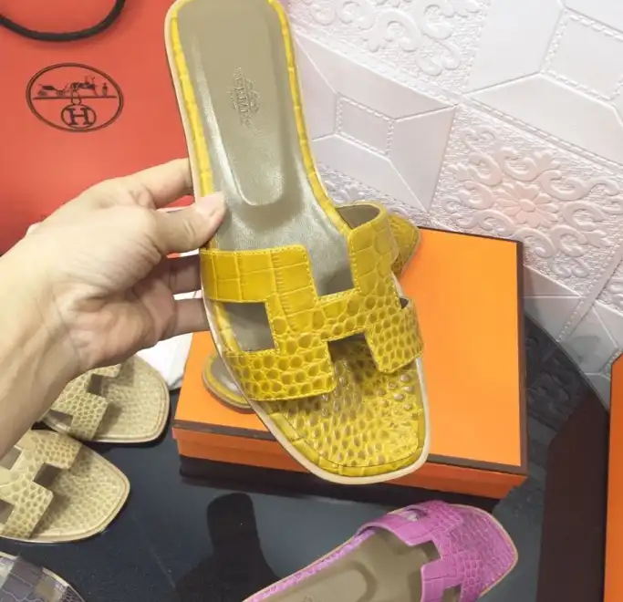 hype Hermes Slippers