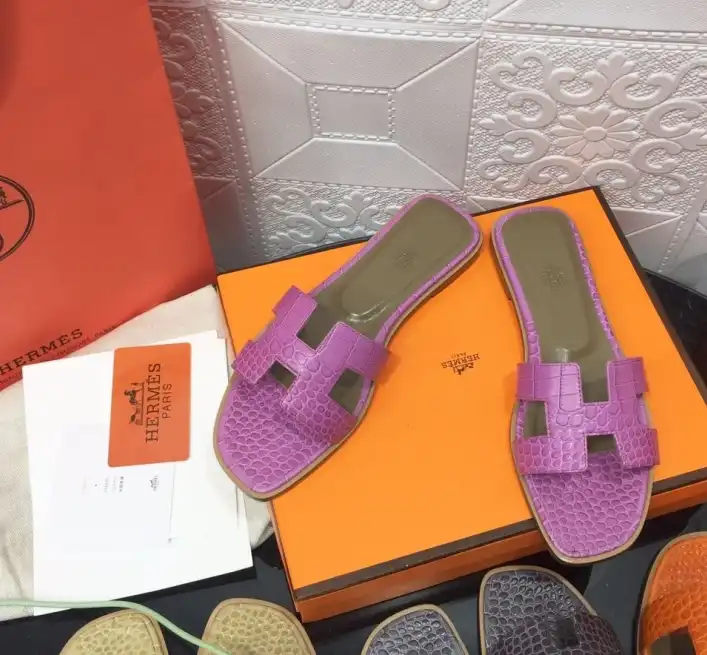 hype Hermes Slippers