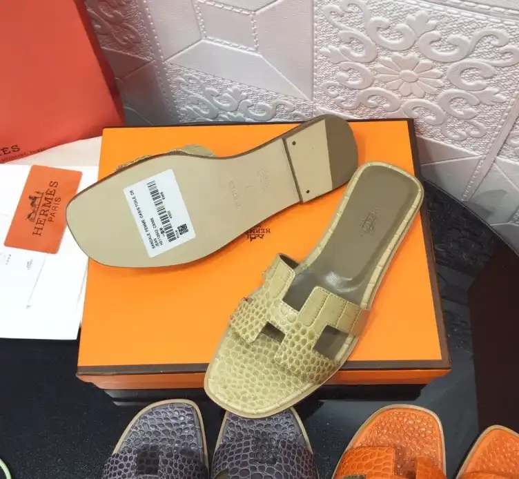 hype Hermes Slippers