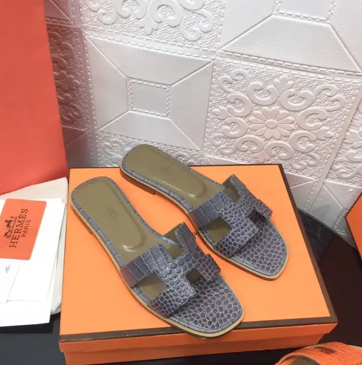 hype Hermes Slippers