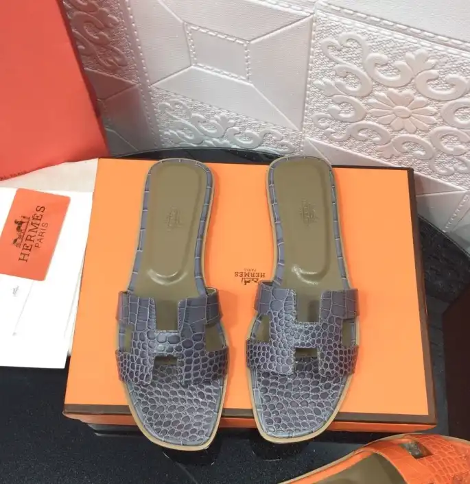 hype Hermes Slippers